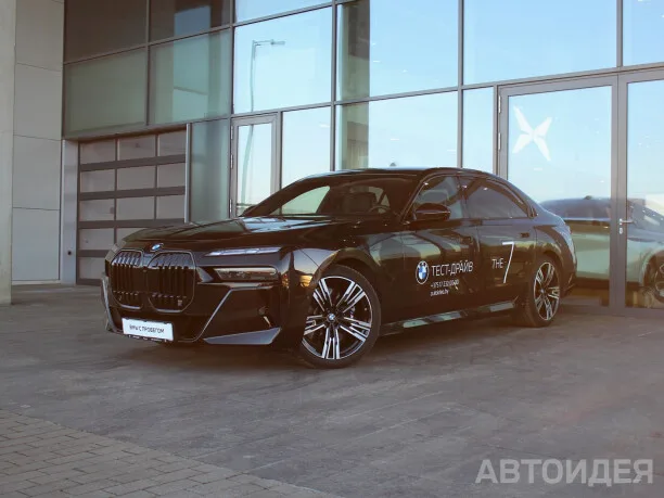 BMW 7 серия 2025 — фото 1, купить с доставкой в Москву