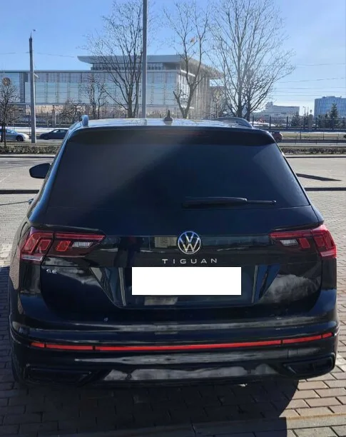 Volkswagen Tiguan 2023 — миниатюра 2