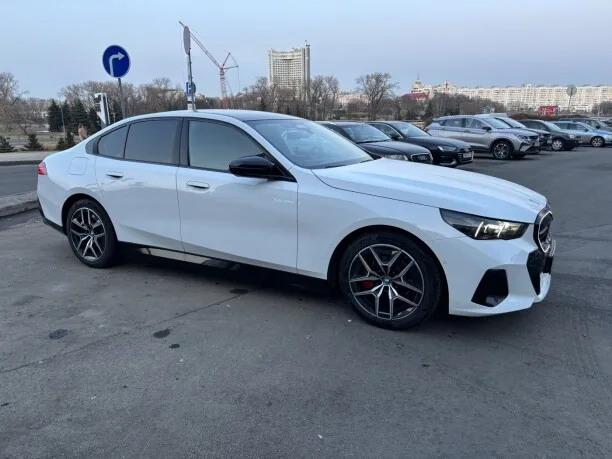 BMW i5 2024 — миниатюра 4