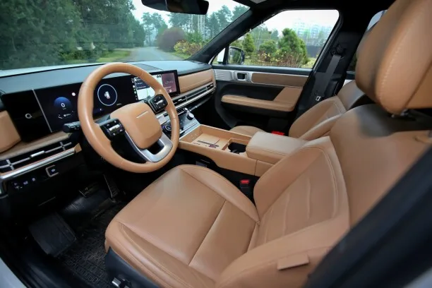 Hyundai SantaFe 2024 — миниатюра 5