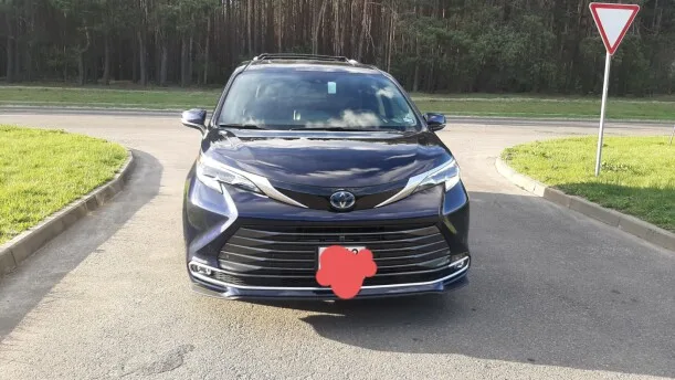 Toyota Sienna 2024 — миниатюра 4