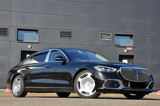 Mercedes-Benz Maybach 2024 — миниатюра 4