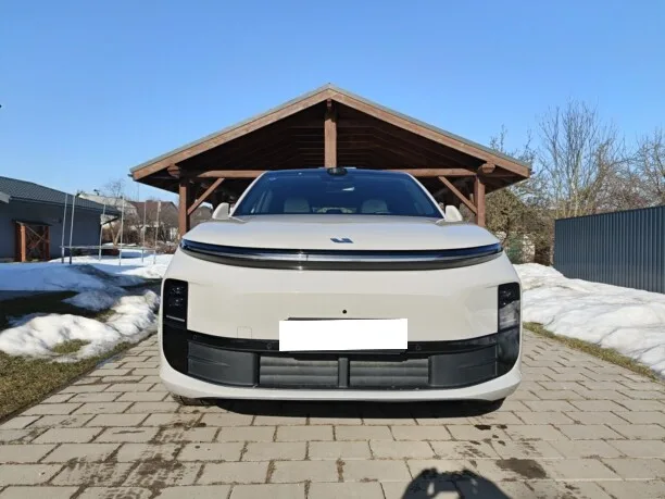Li Auto L6 2025 — миниатюра 2