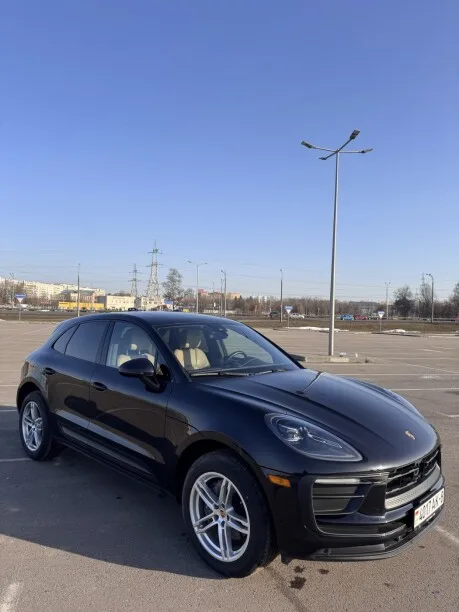 Porsche Macan 2022 — миниатюра 5