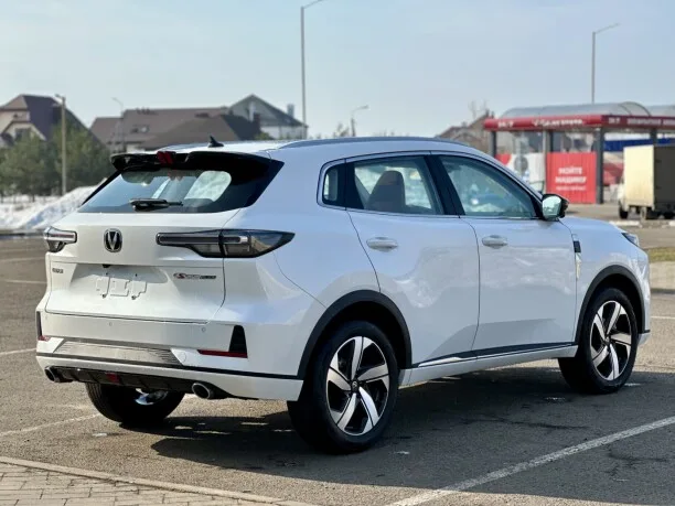 Changan CS55 Plus 2024 — миниатюра 2