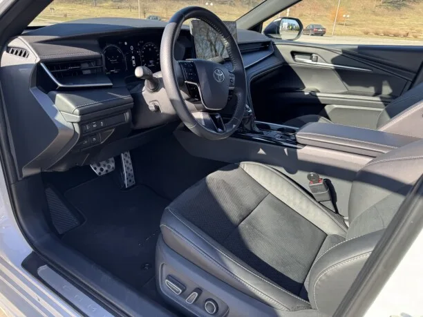 Toyota Camry 2024 — миниатюра 5