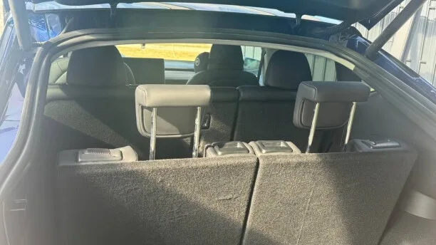 Tesla Model Y 2024 — миниатюра 5