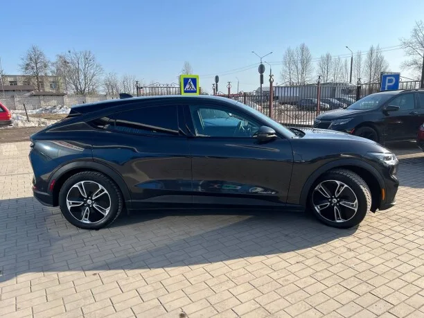Ford Mustang Mach-E 2022 — миниатюра 4