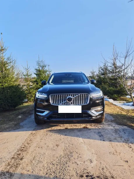 Volvo XC90 2023 — миниатюра 3