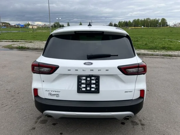 Ford Escape 2024 — миниатюра 3