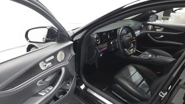 Mercedes-Benz E-Class 2022 — миниатюра 2
