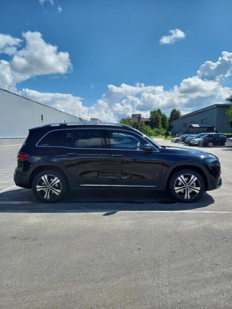 Mercedes-Benz EQB 2023 — миниатюра 4