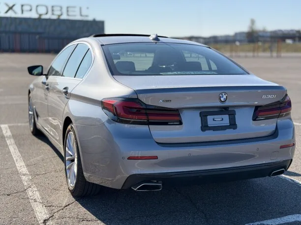 BMW 5 Series 2022 — миниатюра 2