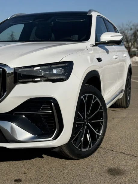Geely Xingyue L 2026 — миниатюра 2