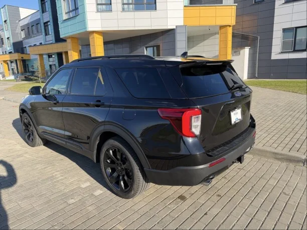 Ford Explorer 2022 — миниатюра 4