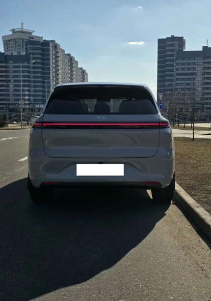 Li Auto L6 2025 — миниатюра 2