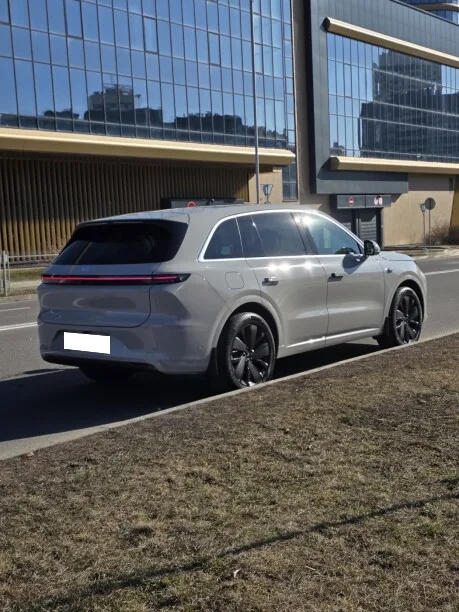 Li Auto L6 2025 — миниатюра 4
