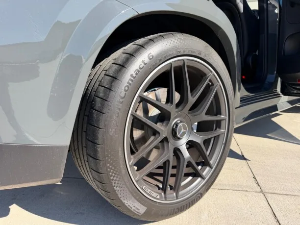 Mercedes-Benz GLE Coupe AMG 2025 — миниатюра 3