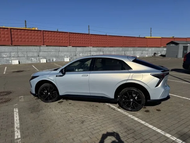 Honda eNS2 2024 — миниатюра 2