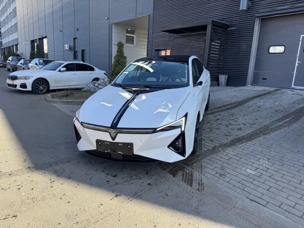 Lingxi L 2024 — миниатюра 2