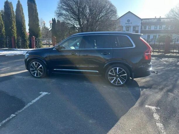 Volvo XC90 2022 — миниатюра 5
