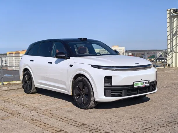 Li Auto L7 2024 — фото 1, купить с доставкой в Москву