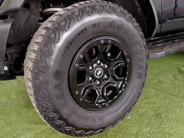 Ford Bronco 2023 — миниатюра 2