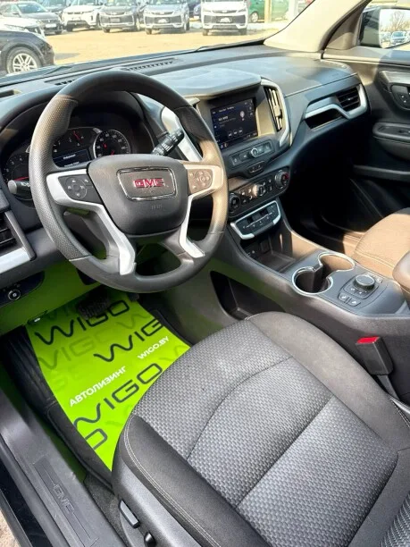 GMC Terrain 2023 — миниатюра 3