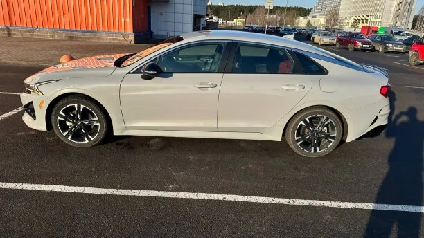 Kia K5 2023 — миниатюра 2