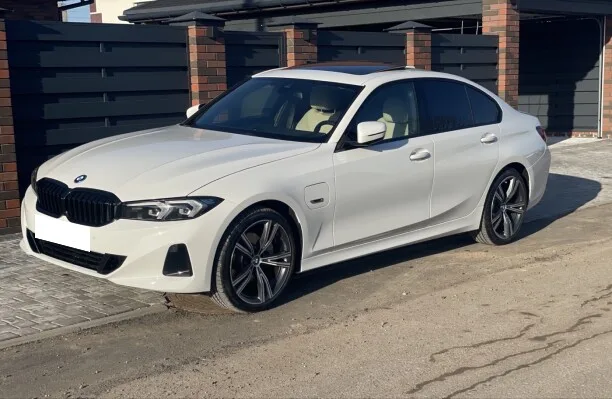 BMW 3 Series 2022 — миниатюра 5
