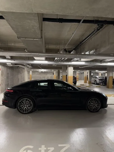 Porsche Panamera 2023 — миниатюра 2