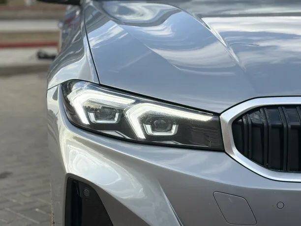 BMW 3 Series 2024 — миниатюра 2