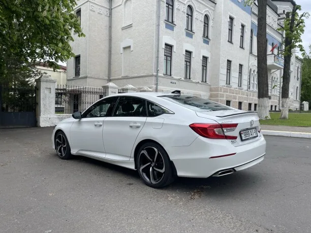 Honda Accord 2022 — миниатюра 4