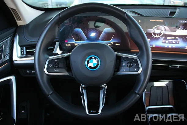 BMW iX1 2024 — миниатюра 3