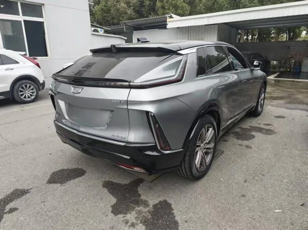 Cadillac Lyriq 2022 — миниатюра 3