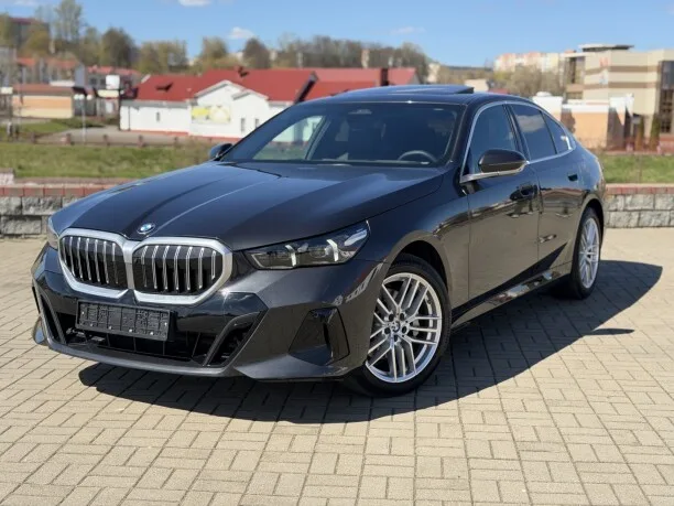 BMW 5 Series 2024 — фото 1, купить с доставкой в Москву