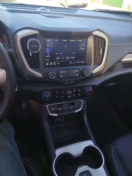 GMC Terrain 2022 — миниатюра 5