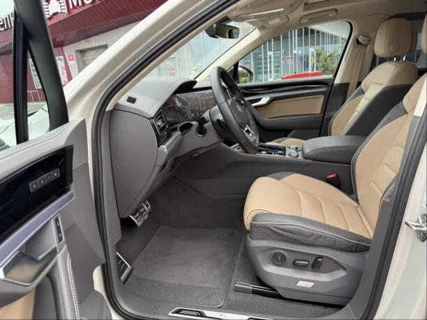 Volkswagen Touareg 2024 — миниатюра 3