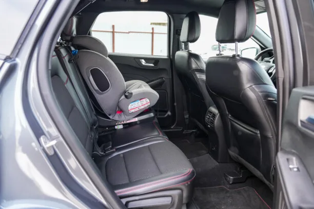 Ford Escape 2023 — миниатюра 3