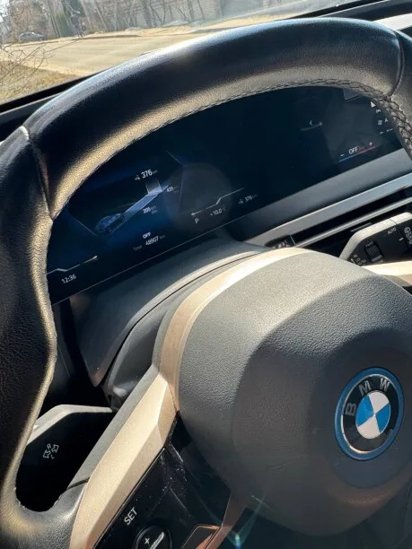 BMW iX 2022 — миниатюра 3