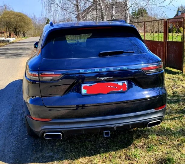 Porsche Cayenne 2022 — миниатюра 4
