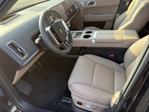 Li Auto L6 2025 — миниатюра 3