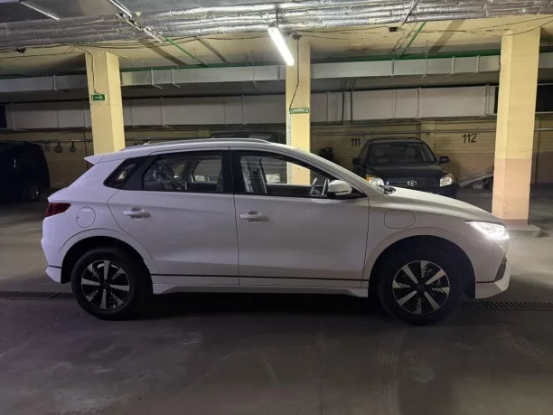 BYD E2 2025 — миниатюра 2