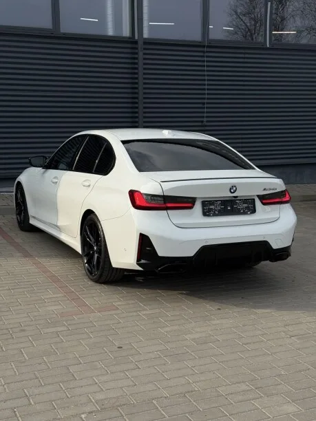 BMW 3 Series 2024 — миниатюра 4