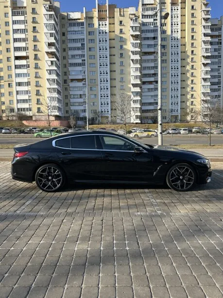 BMW 8 Series 2022 — миниатюра 4