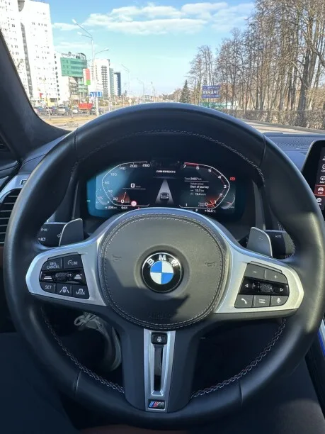 BMW 8 Series 2022 — миниатюра 5