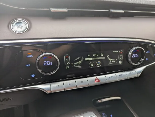 Genesis GV70 2023 — миниатюра 3