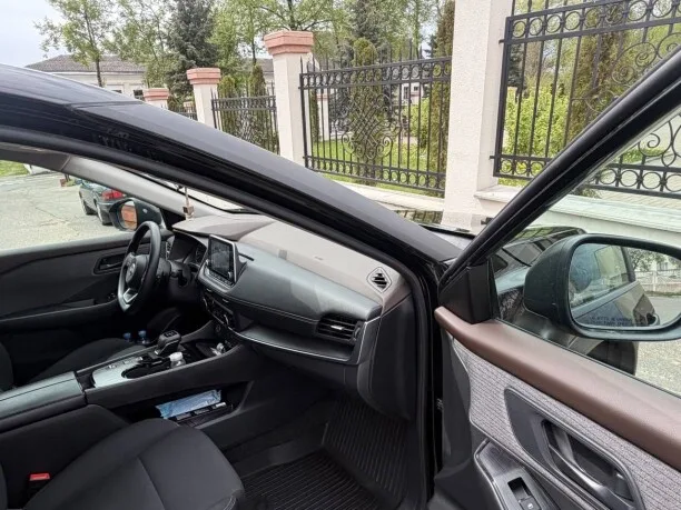 Nissan Rogue 2023 — миниатюра 3