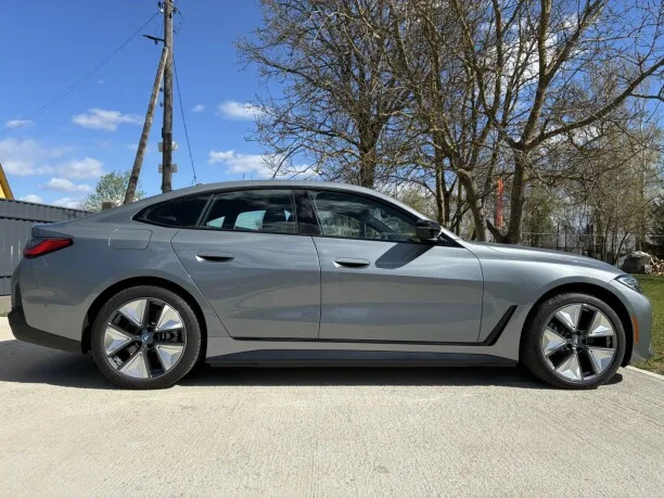 BMW i4 2024 — миниатюра 3