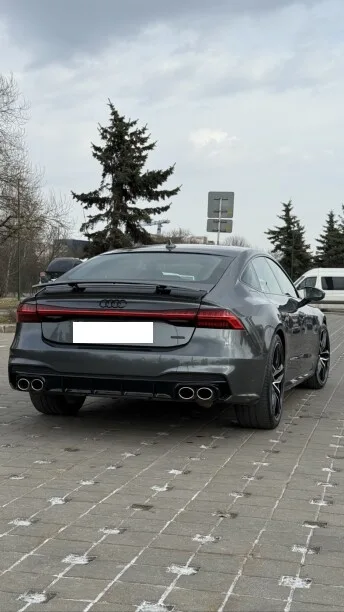 Audi A7 2022 — миниатюра 2